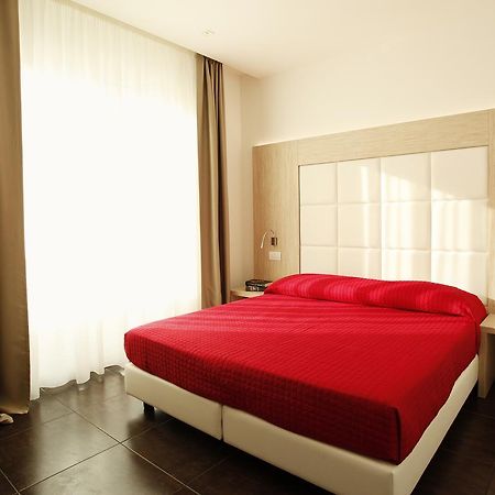 Hotel Fantasy Riccione Dış mekan fotoğraf